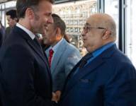 الشيخ الدكتور محمد بن عيسى الجابر يلتقي الرئيس الفرنسي إيمانويل ماكرون في باريس